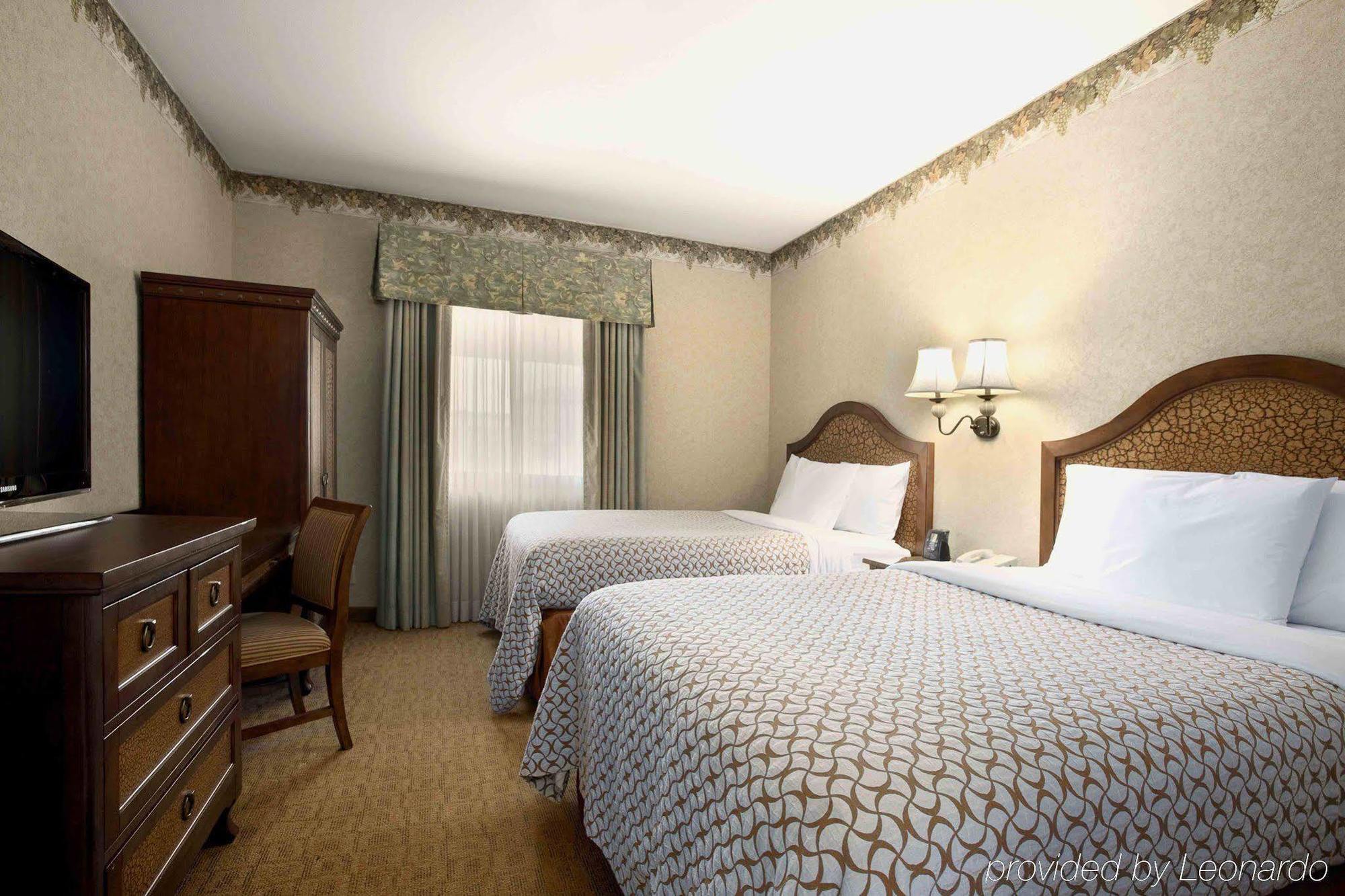 Embassy By Hilton Valley Wine Country