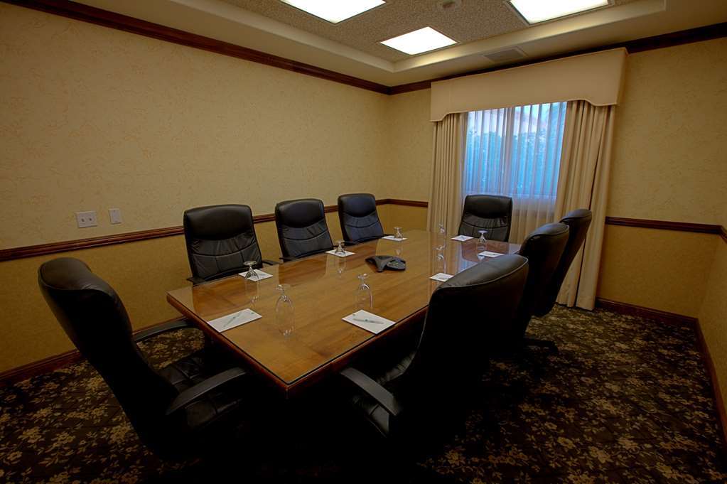 Embassy By Hilton Valley Wine Country 3* Temecula